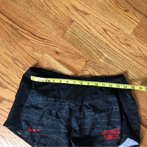 Georgia Nike Shorts - Picture 4 of 6